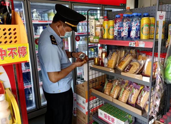 广东省肇庆市市场监管局积极开展食品销售单位"进货查验和索证索票"